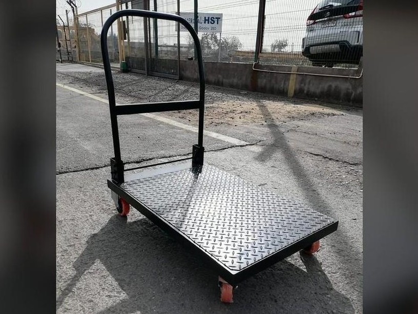 Carros utilitarios metálicos